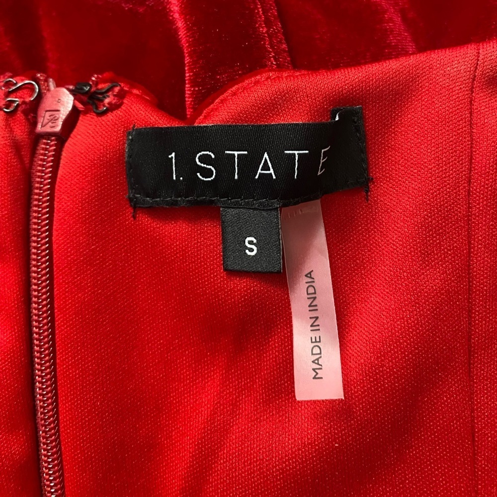 1.STATE Women’s Princess Seamed Red Velvet Mini Cocktail Dress Size Small - Picture 6 of 7